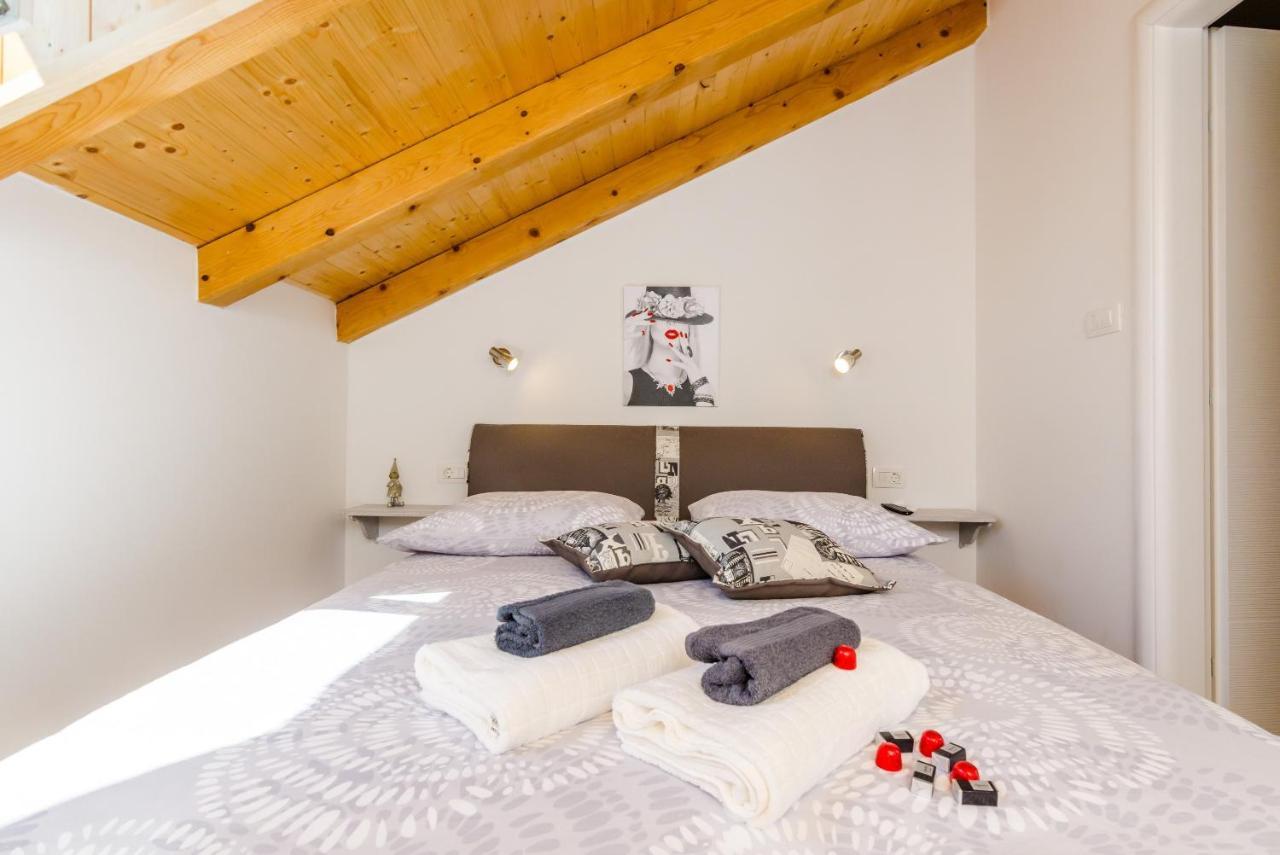 דוברובניק Guest House Nikolina מראה חיצוני תמונה