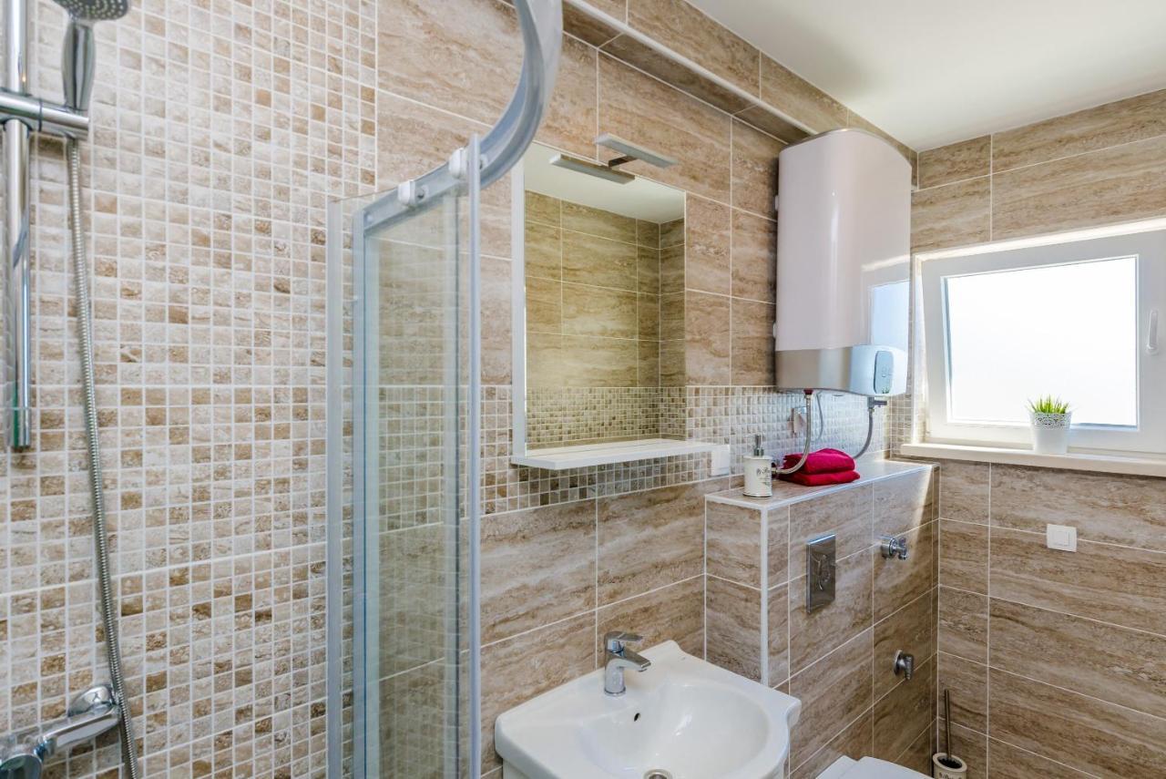 דוברובניק Guest House Nikolina מראה חיצוני תמונה
