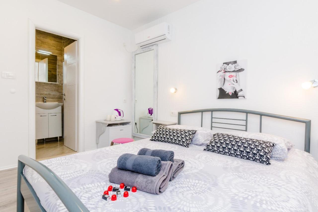 דוברובניק Guest House Nikolina מראה חיצוני תמונה